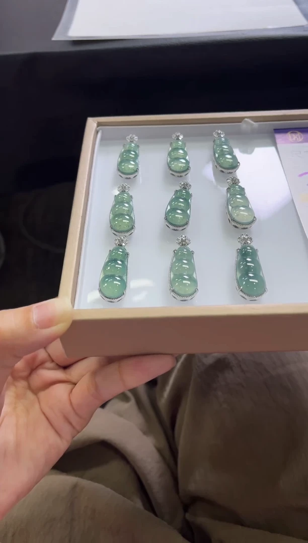 颈饰未镶嵌翡翠A204 /多样性发一件/配绳子