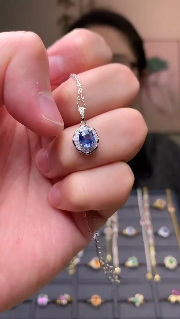 颈饰蓝宝石银S925镶嵌吊坠