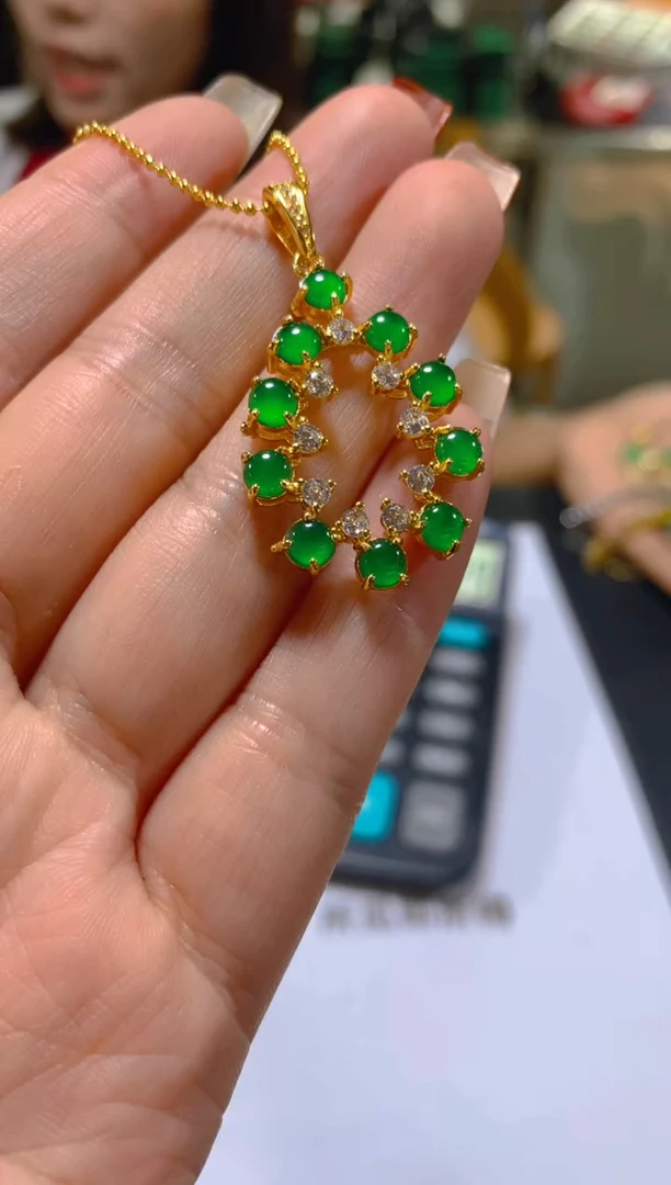 未镶嵌手链翡翠多样性发一