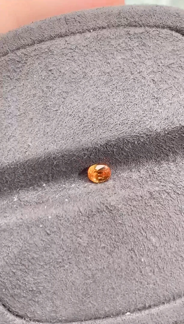 未镶嵌裸石石榴石（芬达石）偷****猫0.32-63天然芬达石