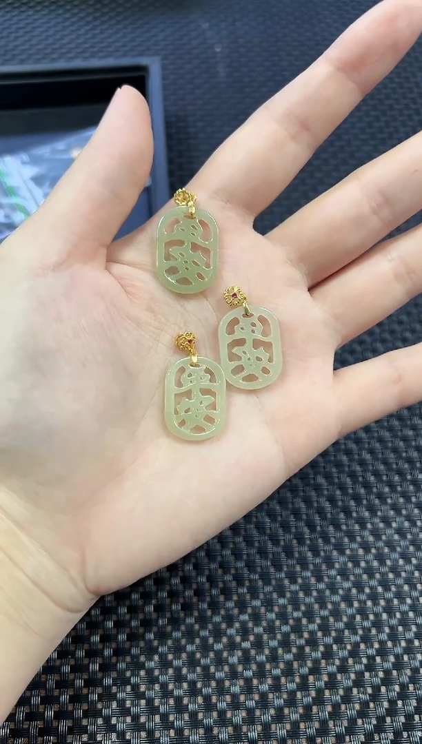 【闪购商品】和田玉挂件银S925镶嵌一个 多样性发一件不带链