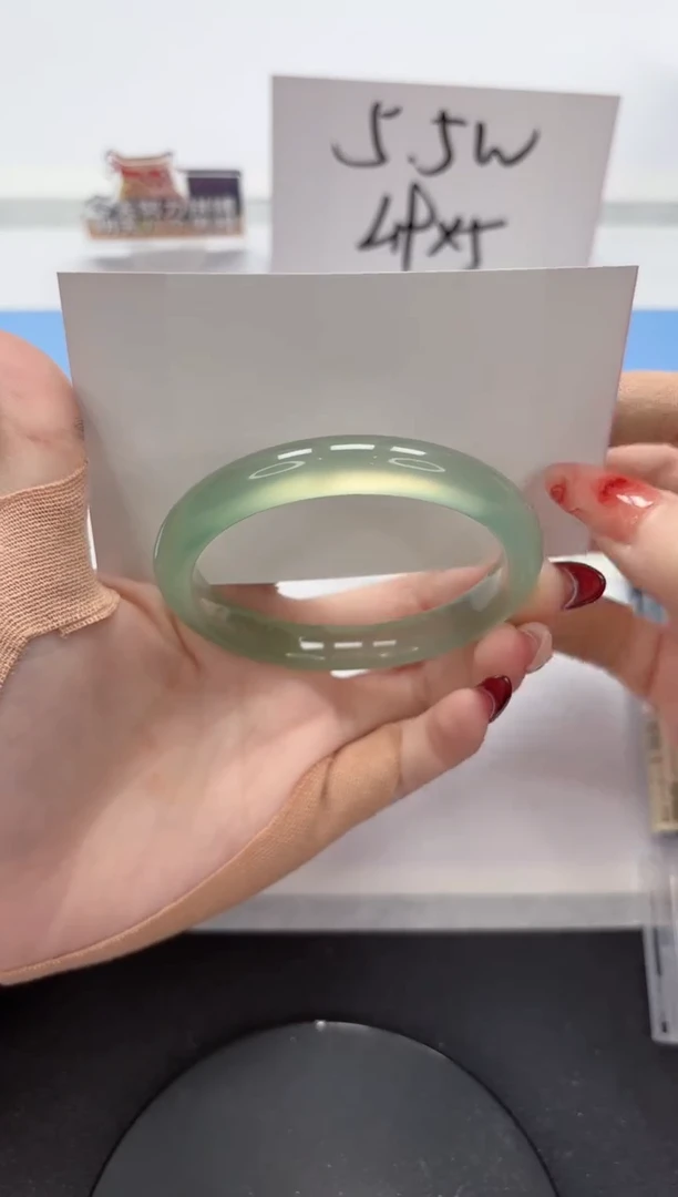 【闪购商品】石英质玉手镯未镶嵌A173-57.1