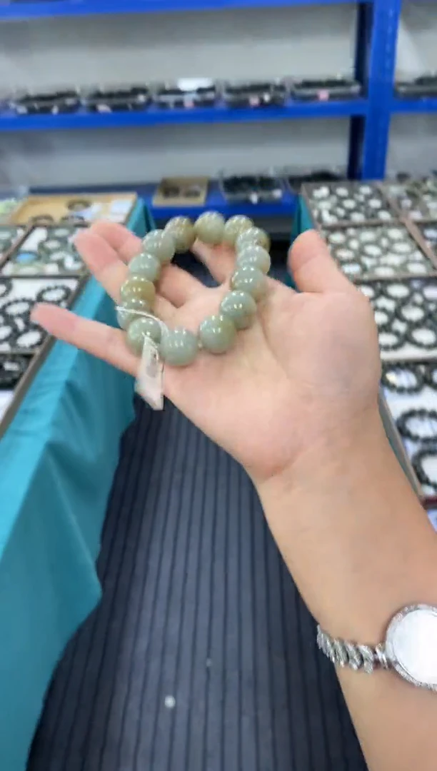 纯天然新疆和田玉卡167HKA116