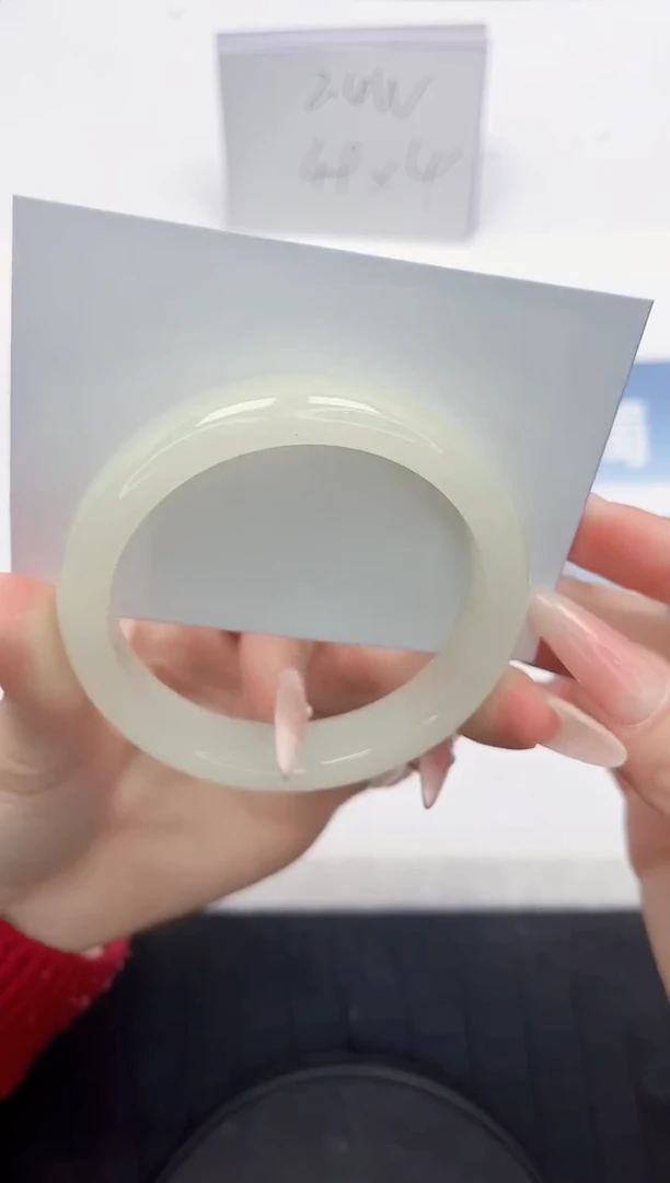 【闪购商品】石英质玉手镯未镶嵌D316-56