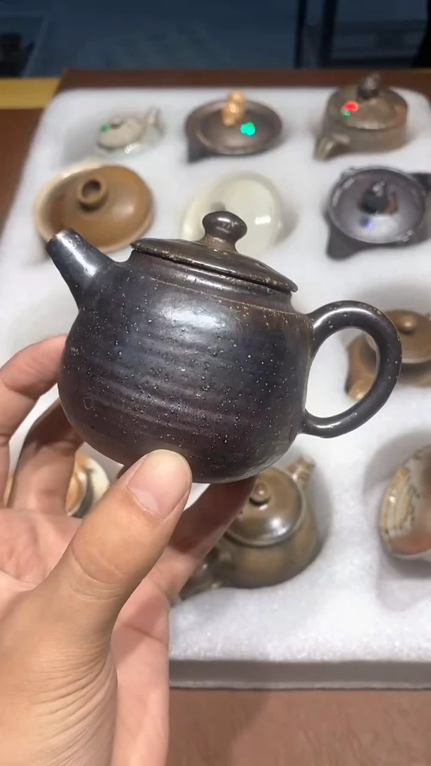 奢瓷/瑞寅柴烧茶器（壶）253