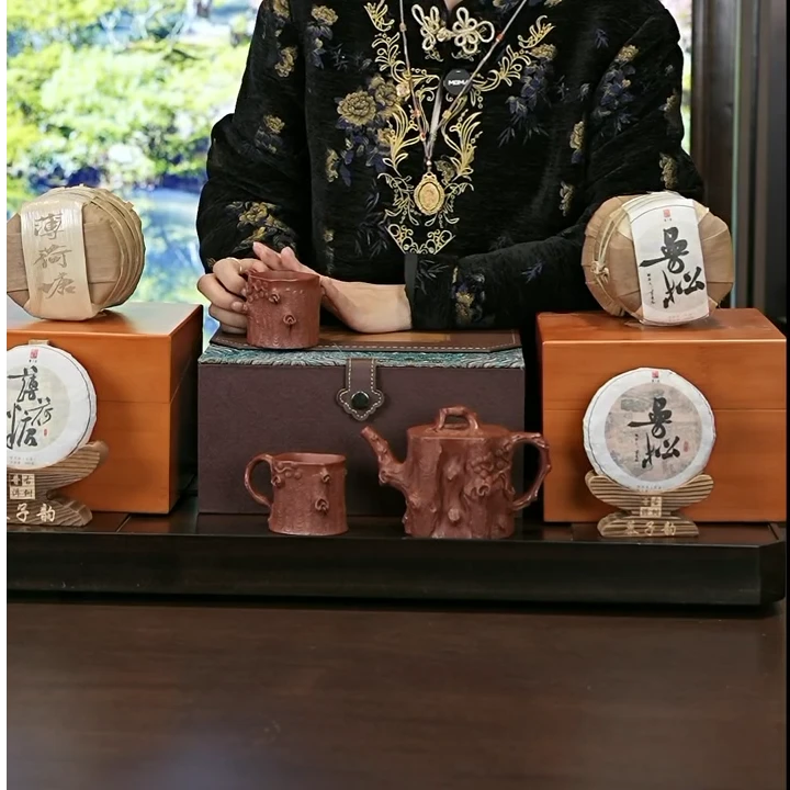慕子-文化——（桑松杰 黎斌监制 松桩）茶壶+曼松 薄荷塘1提+1饼