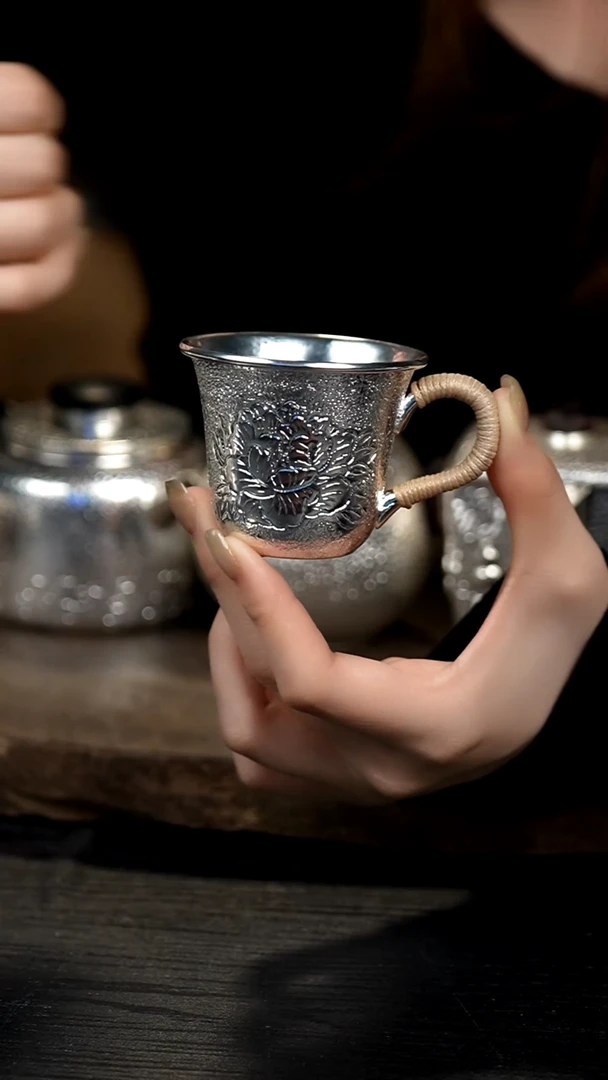 【闪购商品】新品银主人杯牡丹杯