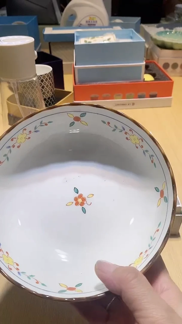 【闪购商品】瓷片锅碗瓢盆一件不剩