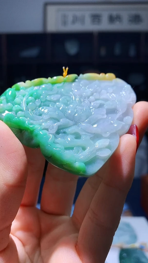 【闪购商品】定制翡翠未镶嵌1080hm-毛货挂件22