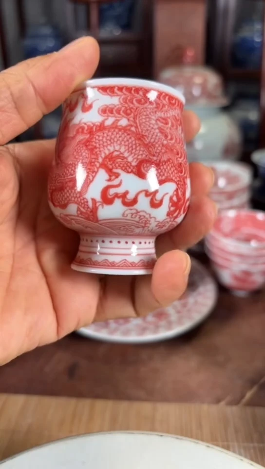 柴窑釉里红双龙高足杯