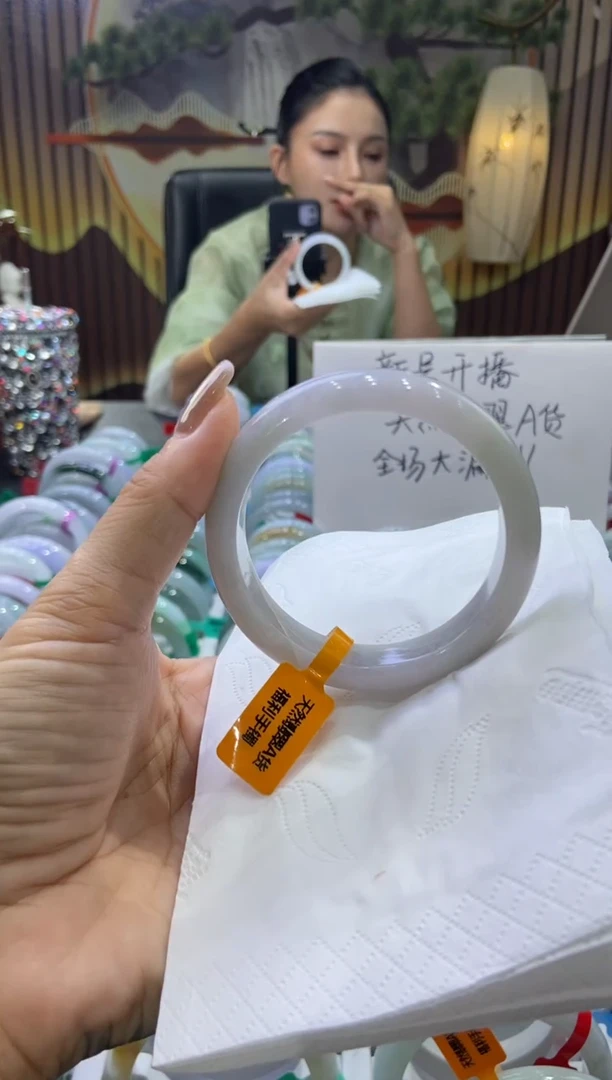 未镶嵌手镯翡翠v*酱00009800