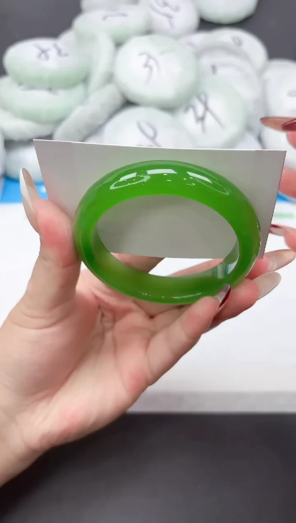 未镶嵌手镯石英质玉A62-58.5