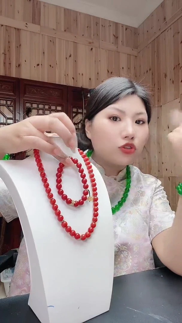 无非金属       套装 项链      以图为准 拍下即可