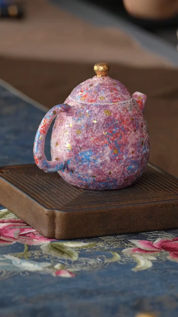 【岩绘紫色龙旦壶】【13西泠礼盒】