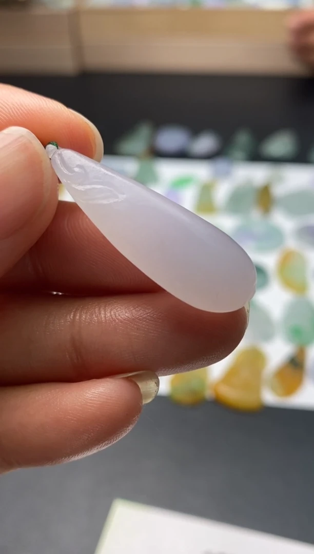 定制翡翠未镶嵌毛货翡翠多样性发一