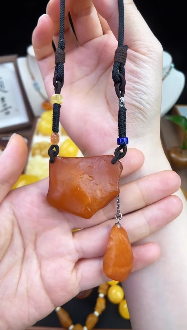 琥珀未镶嵌珠宝奇石柒月