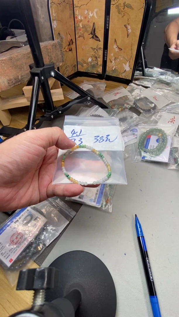 翡翠未镶嵌颈饰天然缅甸翡翠