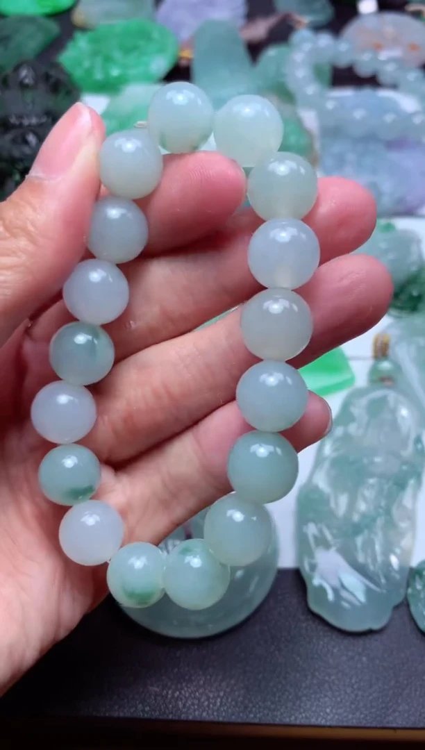 【闪购商品】翡翠颈饰未镶嵌天然翡翠