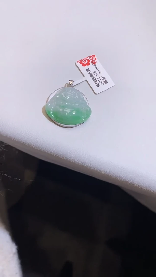 吊坠(不含链)18K金镶嵌翡翠佛公