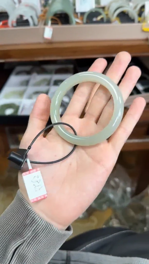 未镶嵌手镯和田玉58