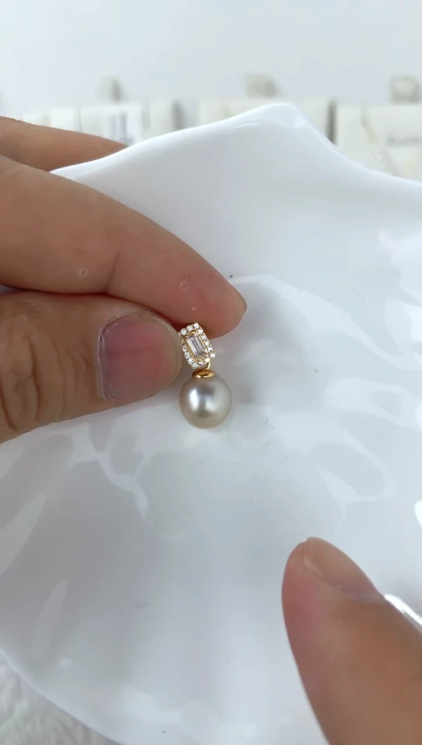 【闪购商品】海水珍珠颈饰银S925镶嵌吊坠