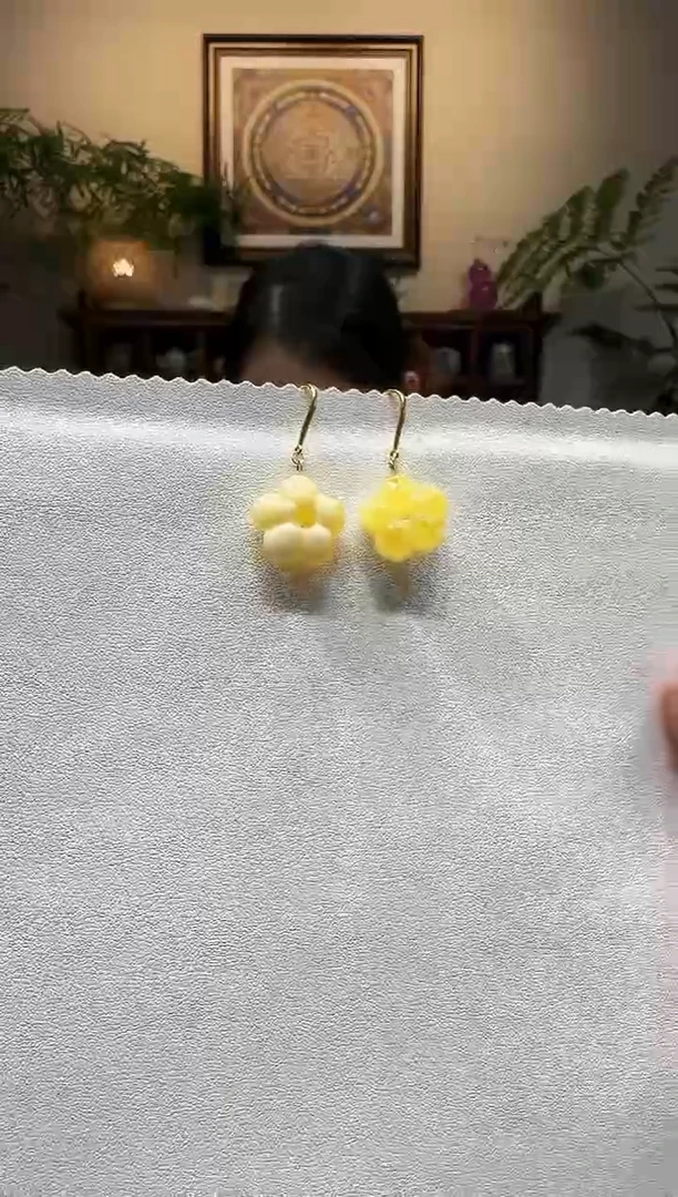 蜜蜡未镶嵌耳饰小花花耳饰