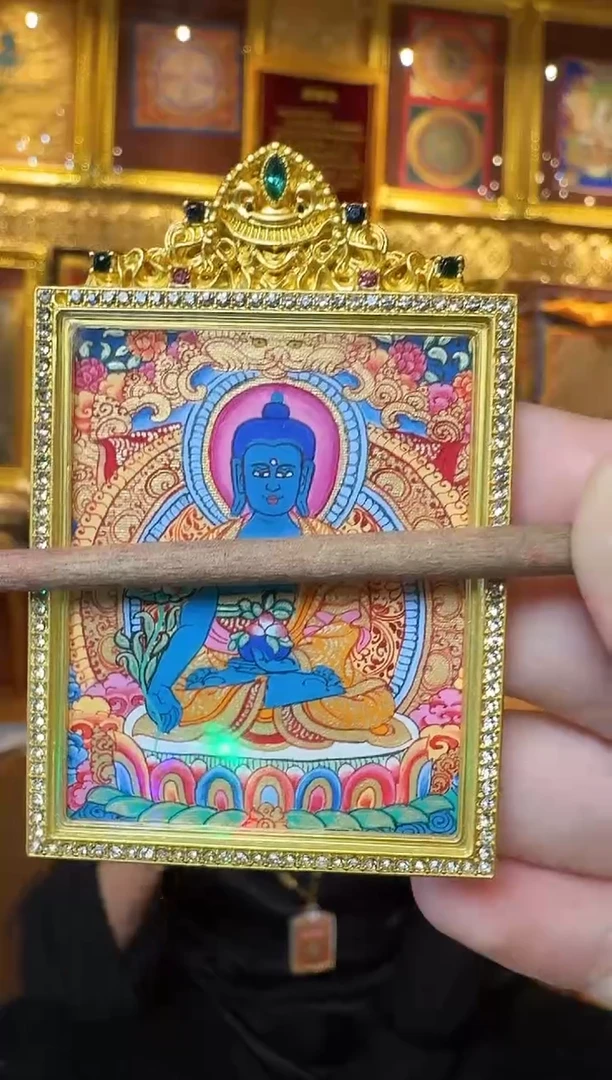 吊坠药老师---热贡纯手绘