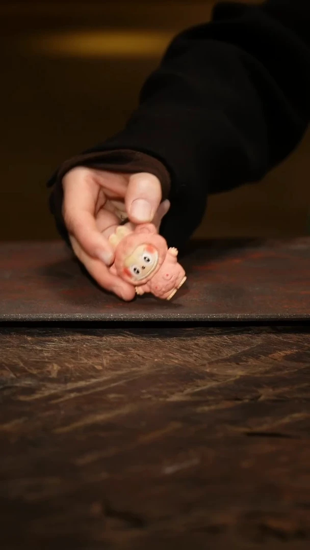 紫砂茶叶罐粉色背带裤拉布布