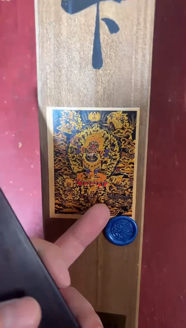 卷轴画龙妹的唐卡tk16