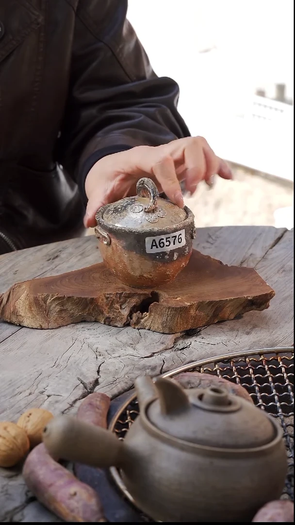 瓷片柴烧手工宝瓶A261576