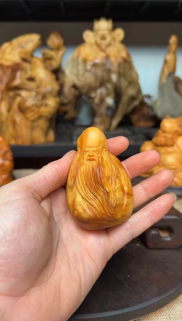 柏木（崖柏）崖柏雕刻件