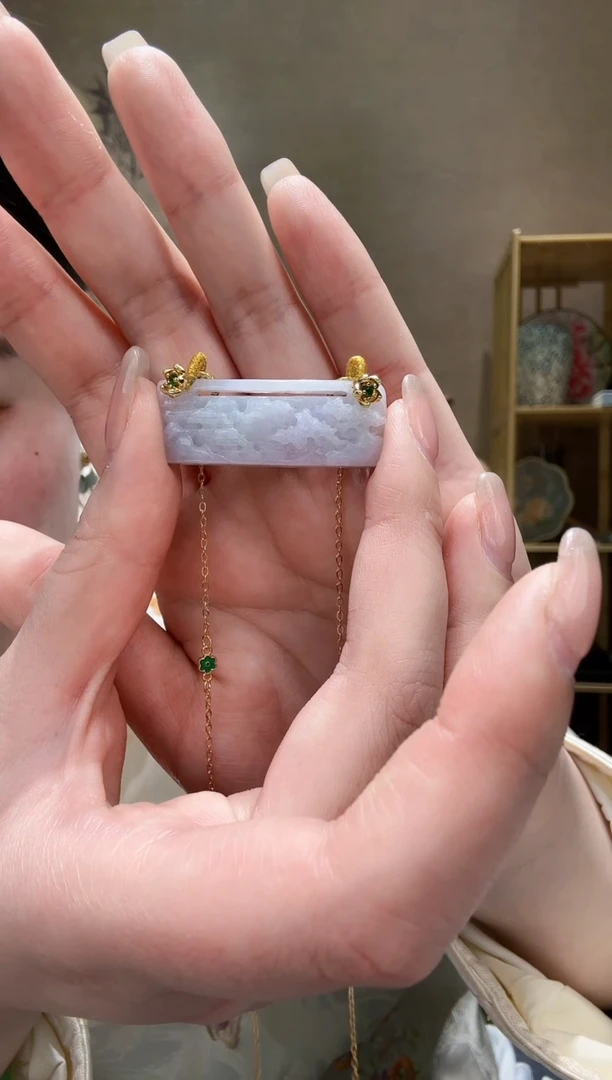 【闪购商品】翡翠颈饰未镶嵌吊坠