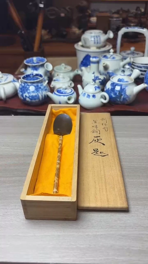 谢谢老板，回流产品有磨损正常，谨慎买！