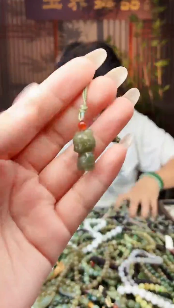 颈饰未镶嵌和田玉多样性发货拍一发一