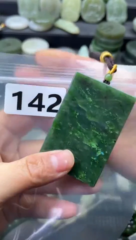 未镶嵌和田玉珠宝半成品牌子