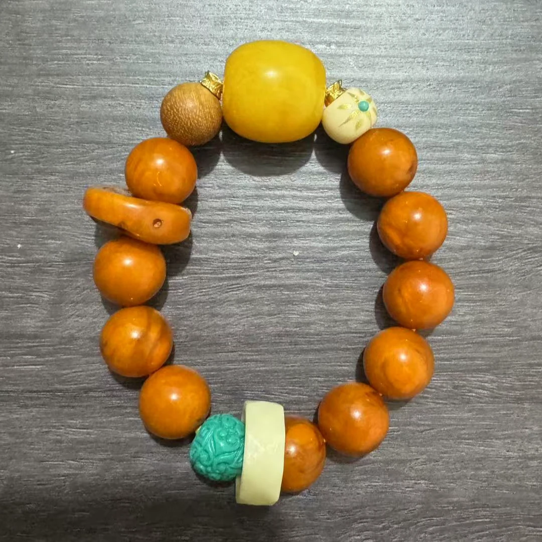 时尚百搭蜜蜡手串s83