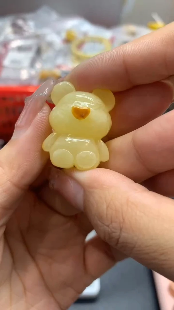 未镶嵌琥珀珠宝奇石58