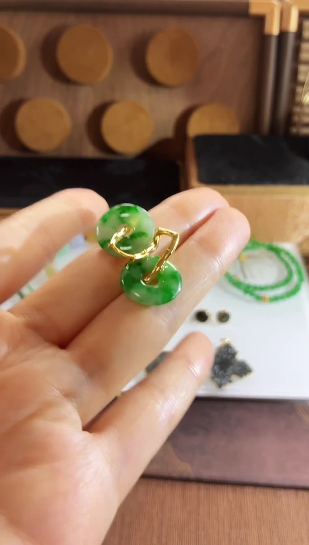 银S925镶嵌翡翠耳饰耳饰