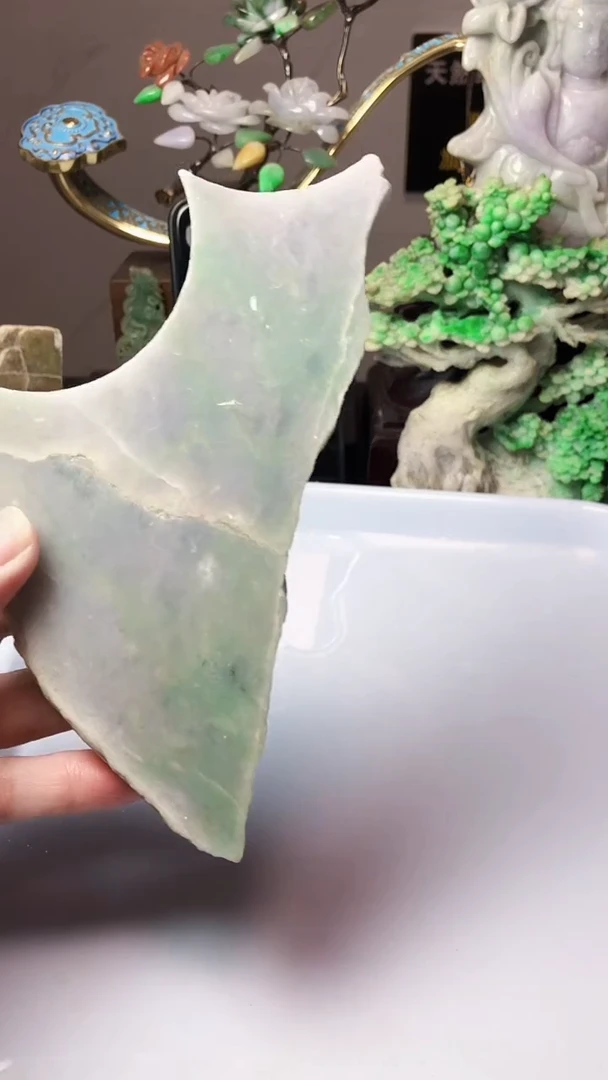 翡翠未镶嵌颈饰宁**远天然A货翡翠