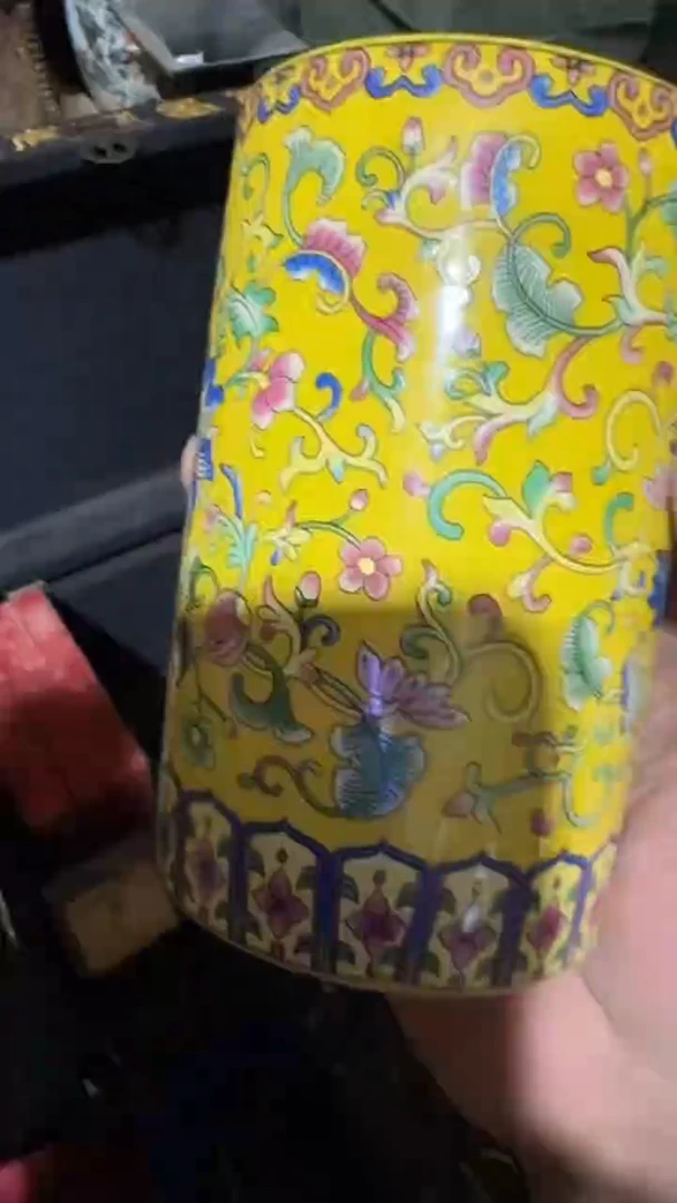 木闪电购链接精品摆件笔筒