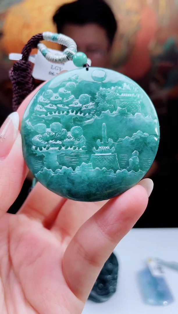 颈饰未镶嵌翡翠翡翠多样性发其一