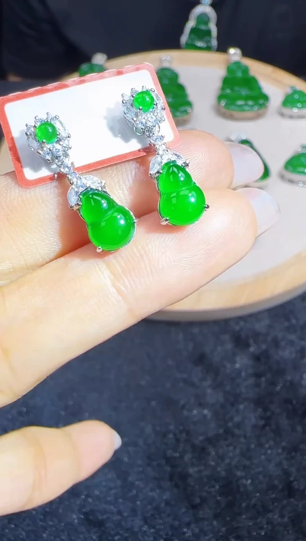 定制翡翠未镶嵌翡翠耳环33