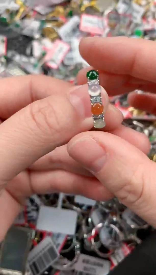 银S925镶嵌戒指翡翠333             5