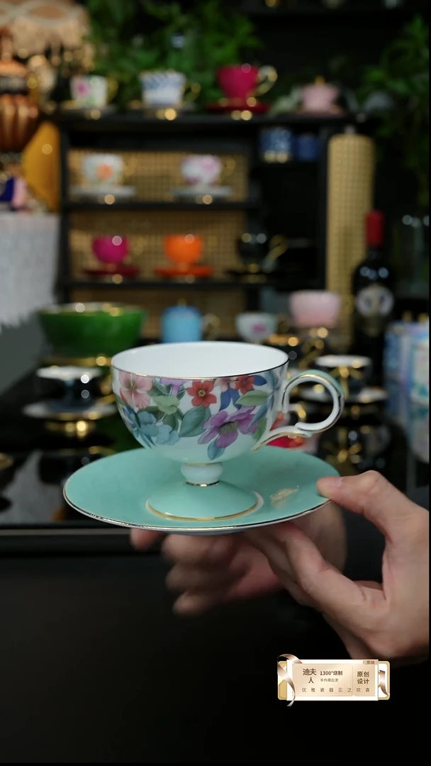 轻舞花扬绿色咖啡杯，，，，