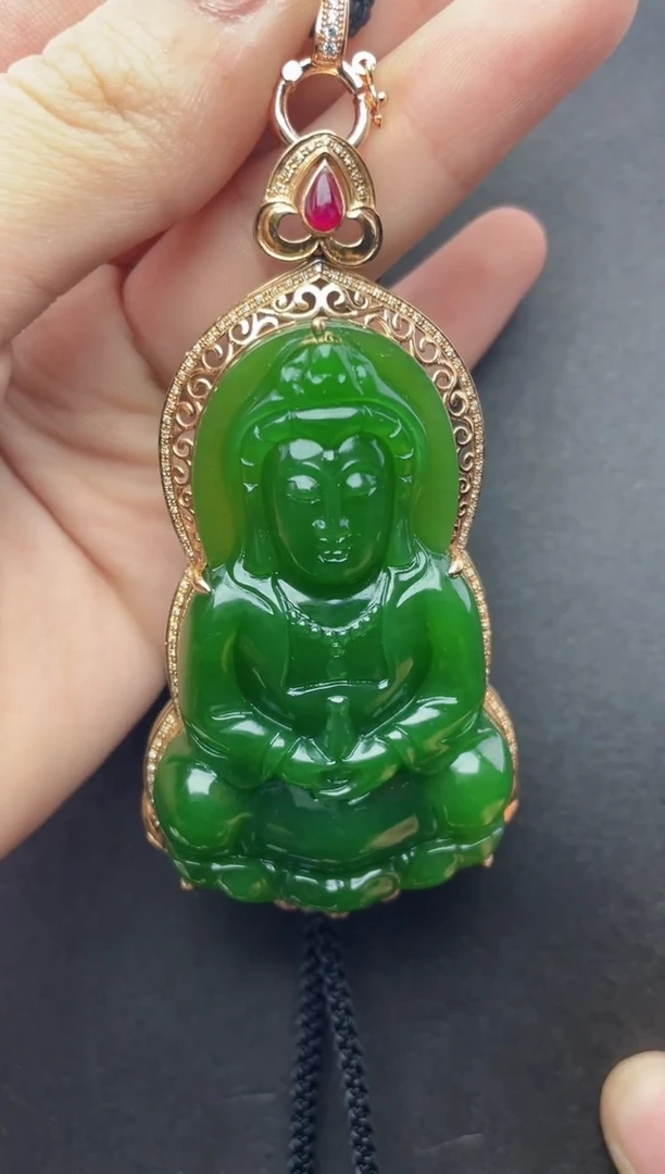和田玉18K金镶嵌吊坠(赠链)收藏级碧玉观音吊坠