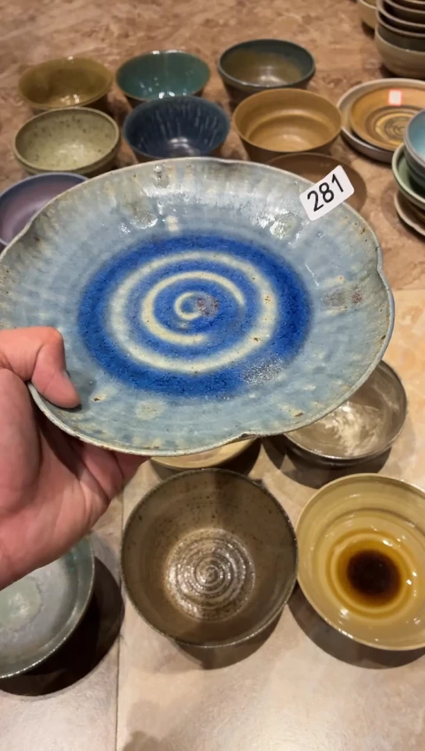 瓷片静***静281微瑕玻化蓝花瓣盘1个