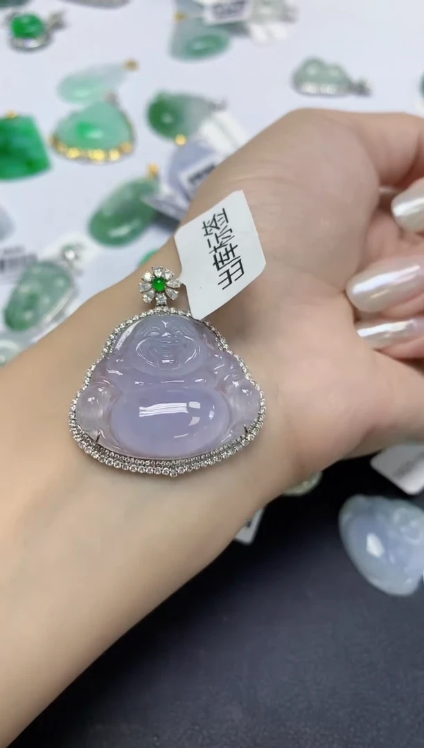 颈饰18K金镶嵌翡翠天然缅甸翡翠A货多样性发一件