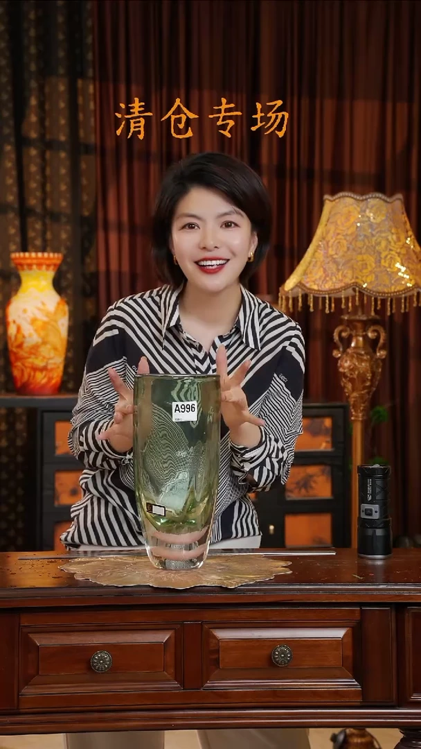 琉璃琉璃A996.。。。。。