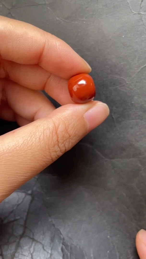 未镶嵌18南红玛瑙配饰