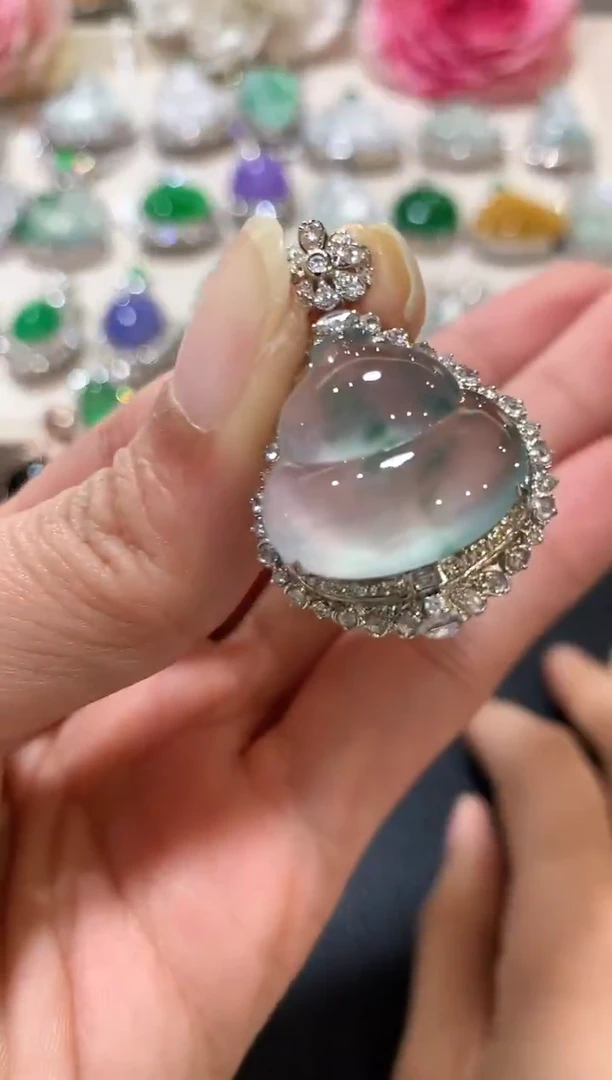 吊坠(不含链)18K金镶嵌翡翠n76